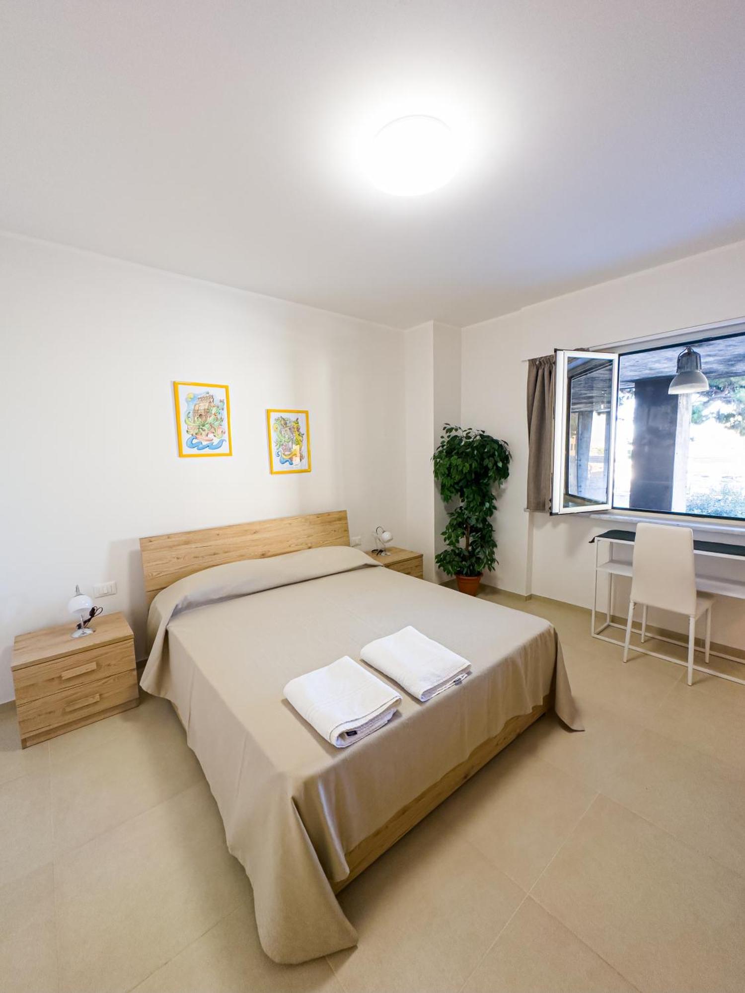 Un Passo Dal Porto Bed & Breakfast